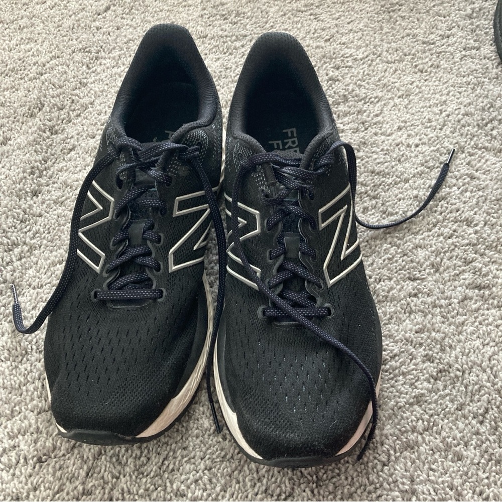 New Balance Black Men’s Fresh Foam Sneakers